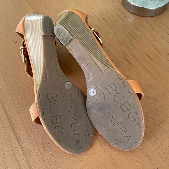 Orange and gold wedge sandals - Picture 5 of 6